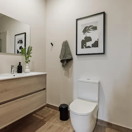 Daire Walla - 3 Bedrooms And Balcony In Eixample Dreta